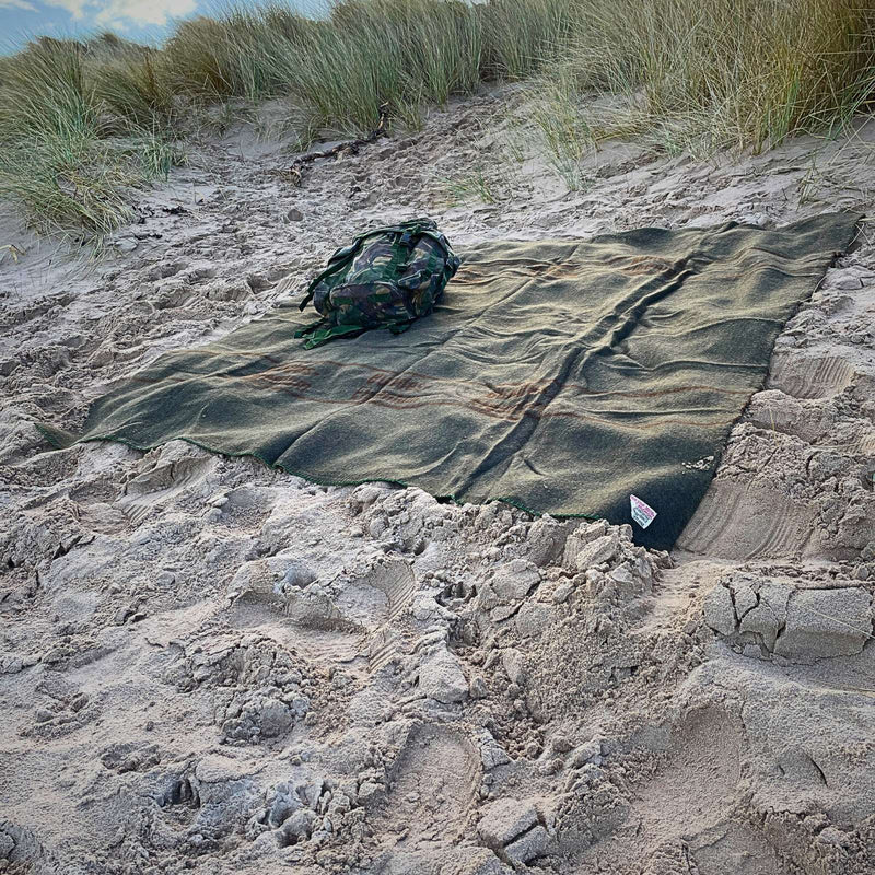 BW Wool Blanket 200 x 130cm